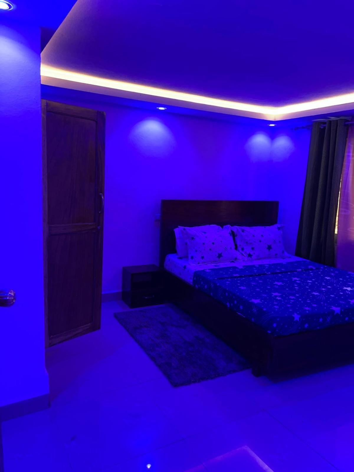 Apex Guest Facility Lejlighed Buea Eksteriør billede