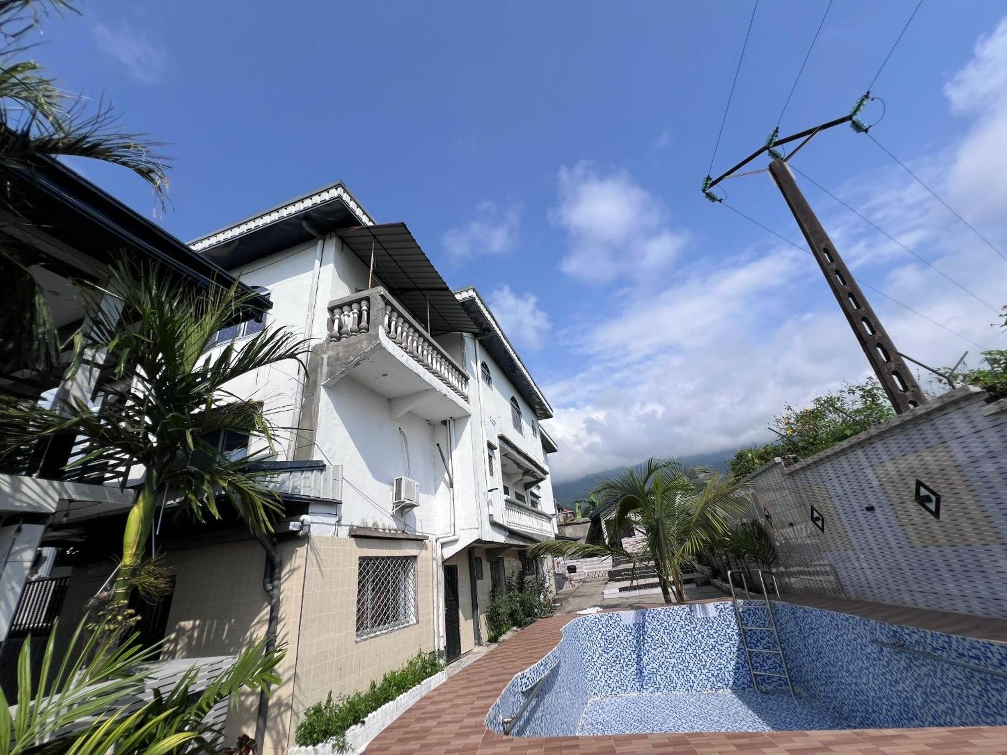 Apex Guest Facility Lejlighed Buea Eksteriør billede